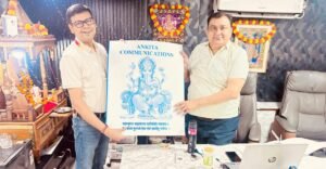 (L-R) - Ajay Agarwal, MD and CEO, Insight Print Communicationswith Lalit Gupta, Founder and CEO of Ankita Communications