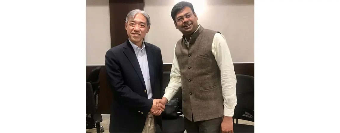 Komori-deal-signing-picture